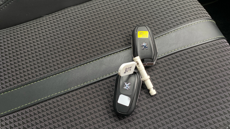 Peugeot 208 1.2 PureTech 100 GT 5dr Petrol Hatchback